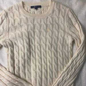 GAP Cable knit sweater